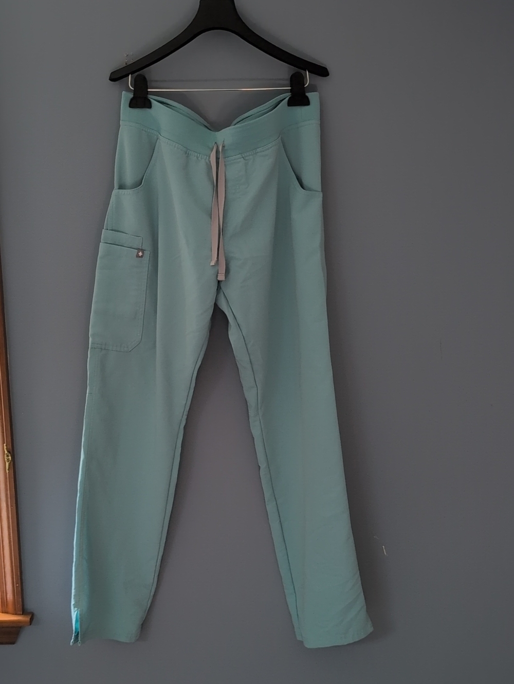 Figs Women's Teal Drawstring Scrubs